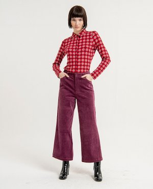Женские слегка расклешенные прямые брюки с карманами , фиолетовый Surkana. Цвет: фиолетовый