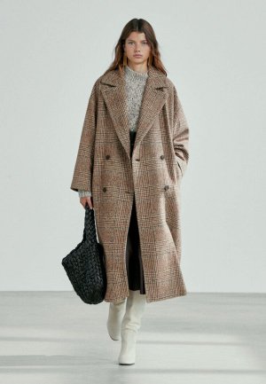 Пальто Massimo Dutti. Цвет: коричневый