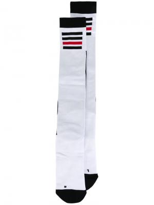Носки с полосками KTZ. Цвет: белый