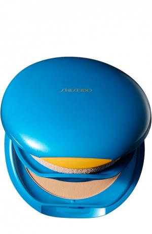 Солнцезащитное компактное тональное средство Suncare SPF 30 Shiseido. Цвет: бесцветный