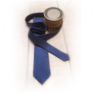 Мужской галстук синий в подарочной упаковке KETROY. Цвет: синий