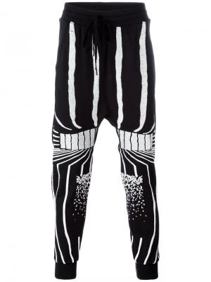 Спортивные штаны с узорами из полосок 11 By Boris Bidjan Saberi. Цвет: черный