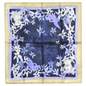 Шейный платок с цветами на синем фоне Nina Ricci 844348. Цвет: синий
