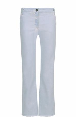 Укороченные расклешенные джинсы с потертостями Dorothee Schumacher. Цвет: голубой
