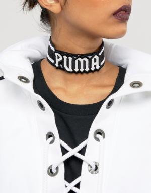 Ожерелье-чокер с логотипом Fenty X By Rihanna Puma. Цвет: черный