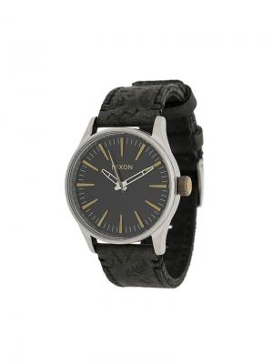 Часы Sentry 38 Nixon. Цвет: серый