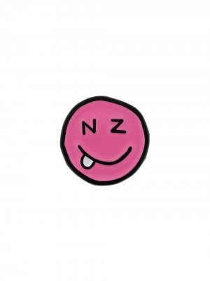 Значок с логотипом Natasha Zinko. Цвет: розовый
