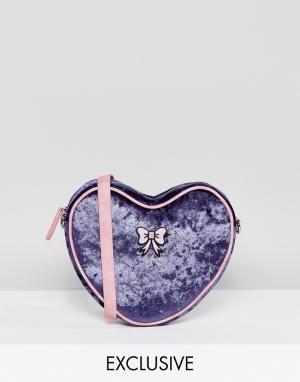 Бархатная сумка в форме сердца с ремешком через плечо и бантиком Lazy Oaf. Цвет: фиолетовый