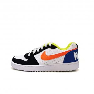 Court Borough Skateboarding Shoes Women Nike