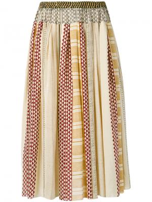 Плиссированная юбка с вышивкой Volantis G.V. Majil. Цвет: телесный