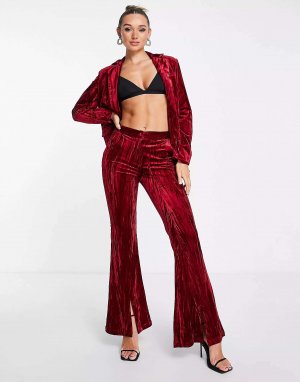 Расклешенные брюки бархатного рубиново-красного цвета Extro & Vert. Цвет: красный