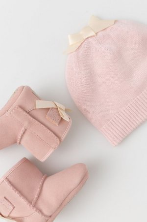 Комплект детской обуви и шапки Jesse, розовый UGG