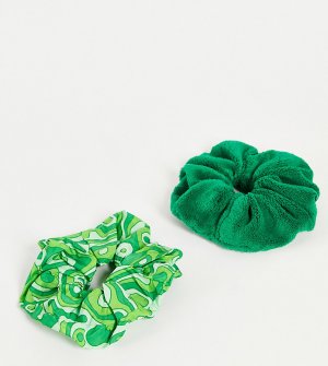 Набор резинок для волос из зеленого махрового материала и с волнообразным принтом цвета Flat Lay Co. X – эксклюзивно ASOS-Разноцветный Company