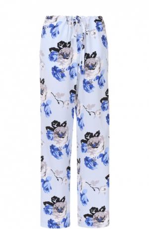 Шелковые брюки в пижамном стиле с цветочным принтом Theory. Цвет: разноцветный