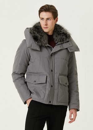 Темно-серое пальто с капюшоном Yves Salomon. Цвет: серый