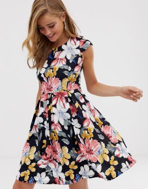 Короткое приталенное платье с цветочным принтом Gilli. Цвет: темно-синий