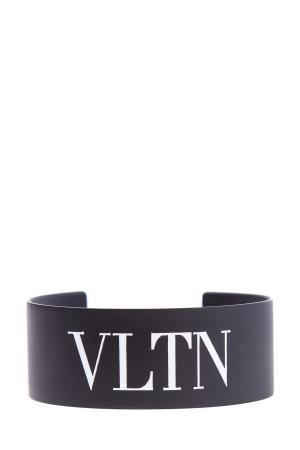Широкий браслет-манжета с матовым покрытием и логотипом VLTN VALENTINO GARAVANI. Цвет: черный