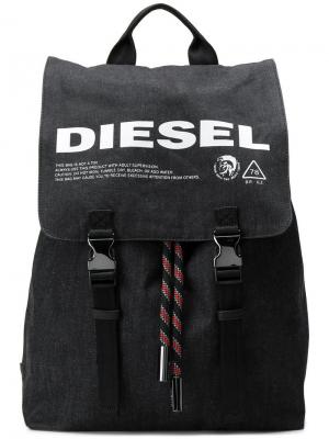Джинсовый рюкзак с принтом Diesel. Цвет: синий