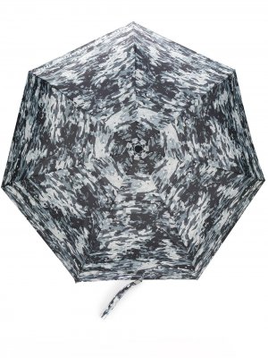 Зонт с камуфляжным принтом White Mountaineering. Цвет: черный