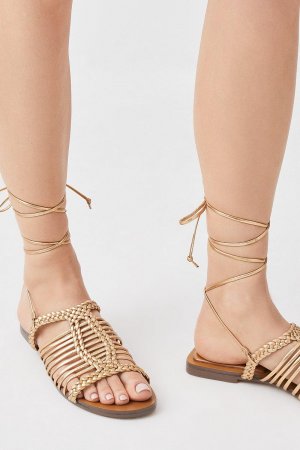 Кожаные сандалии с ремешками и завязками , золото Karen Millen