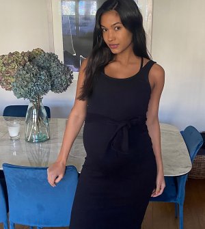 Черное облегающее платье с поясом -Черный New Look Maternity