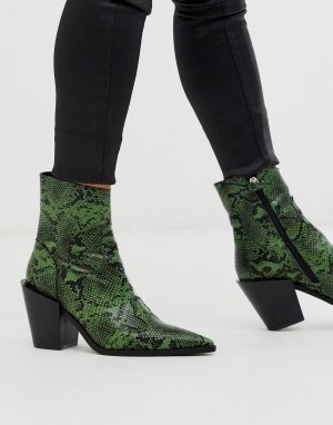 Зеленые полусапожки в стиле вестерн с заостренным носком и эффектом змеиной кожи -Зеленый Truffle Collection