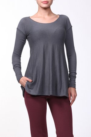Пуловер Catherine Malandrino. Цвет: серый