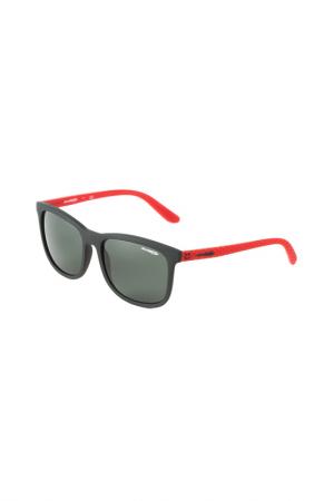 Очки солнцезащитные Arnette. Цвет: matte black