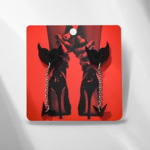 Серьги акрил Queen fair. Цвет: черный, белый