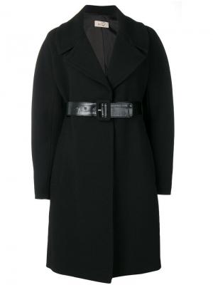 Пальто с поясом Ki6. Цвет: черный