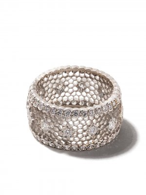 Золотое кольцо с бриллиантом Buccellati. Цвет: серебристый