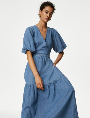Джинсовое платье миди с V-образным вырезом и запахом , деним Marks & Spencer