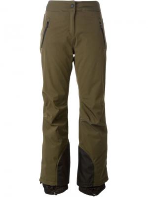 Расклешенные спортивные брюки Moncler Grenoble. Цвет: зелёный