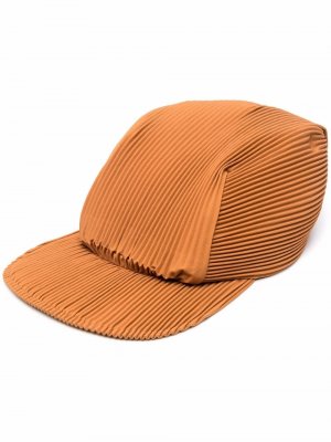 Плиссированная кепка Homme Plissé Issey Miyake. Цвет: коричневый