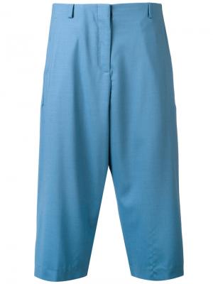 Укороченные брюки Aalto. Цвет: синий