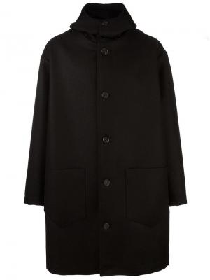 Объемное однобортное пальто Cini. Цвет: чёрный