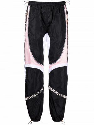 Спортивные брюки с узором Greca Versace. Цвет: черный