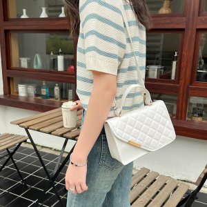 Женская маленькая квадратная сумка с вышивкой в ​​виде ромбовидной сетки, высококачественная сумка, универсальная и модная через плечо VIA ROMA