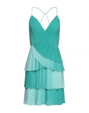 Короткое платье OMAI. Цвет: зеленый