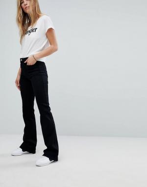 Расклешенные джинсы в стиле ретро Wrangler. Цвет: черный