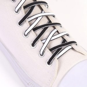Шнурки для обуви, пара, круглые, d = 5 мм, 110 см, цвет черный/белый ONLITOP. Цвет: белый, черный