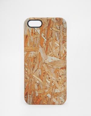 Чехол для iPhone 5 с принтом в виде древесных щепок ASOS. Цвет: коричневый