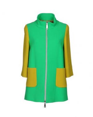 Легкое пальто LOVLET. Цвет: зеленый