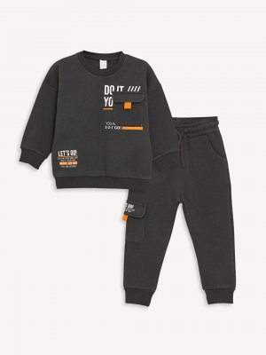 Комплект из 2 предметов: толстовка с длинными рукавами и спортивные штаны для маленьких мальчиков круглым вырезом принтом LCW baby, антрацит Baby