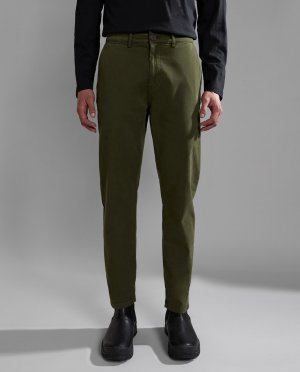 Зеленые мужские брюки чинос M-Puyo SL Regular , зеленый Napapijri. Цвет: зеленый