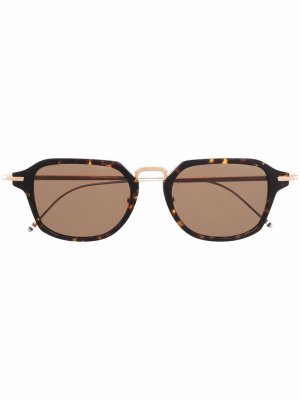 Солнцезащитные очки черепаховой расцветки Thom Browne Eyewear. Цвет: золотистый