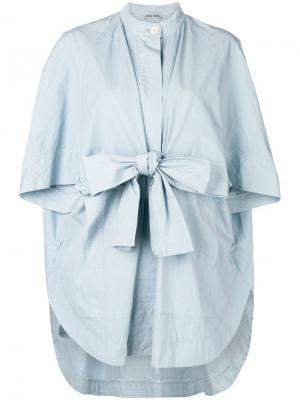 Короткое пальто-накидка Henrik Vibskov. Цвет: синий