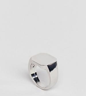 Серебристое кольцо-печатка Classic DesignB London. Цвет: серебряный