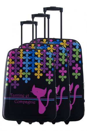 Набор из трех чемоданов Tantine et Compagnie. Цвет: не указан